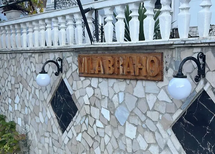 Braho Apartment Gjirokaster